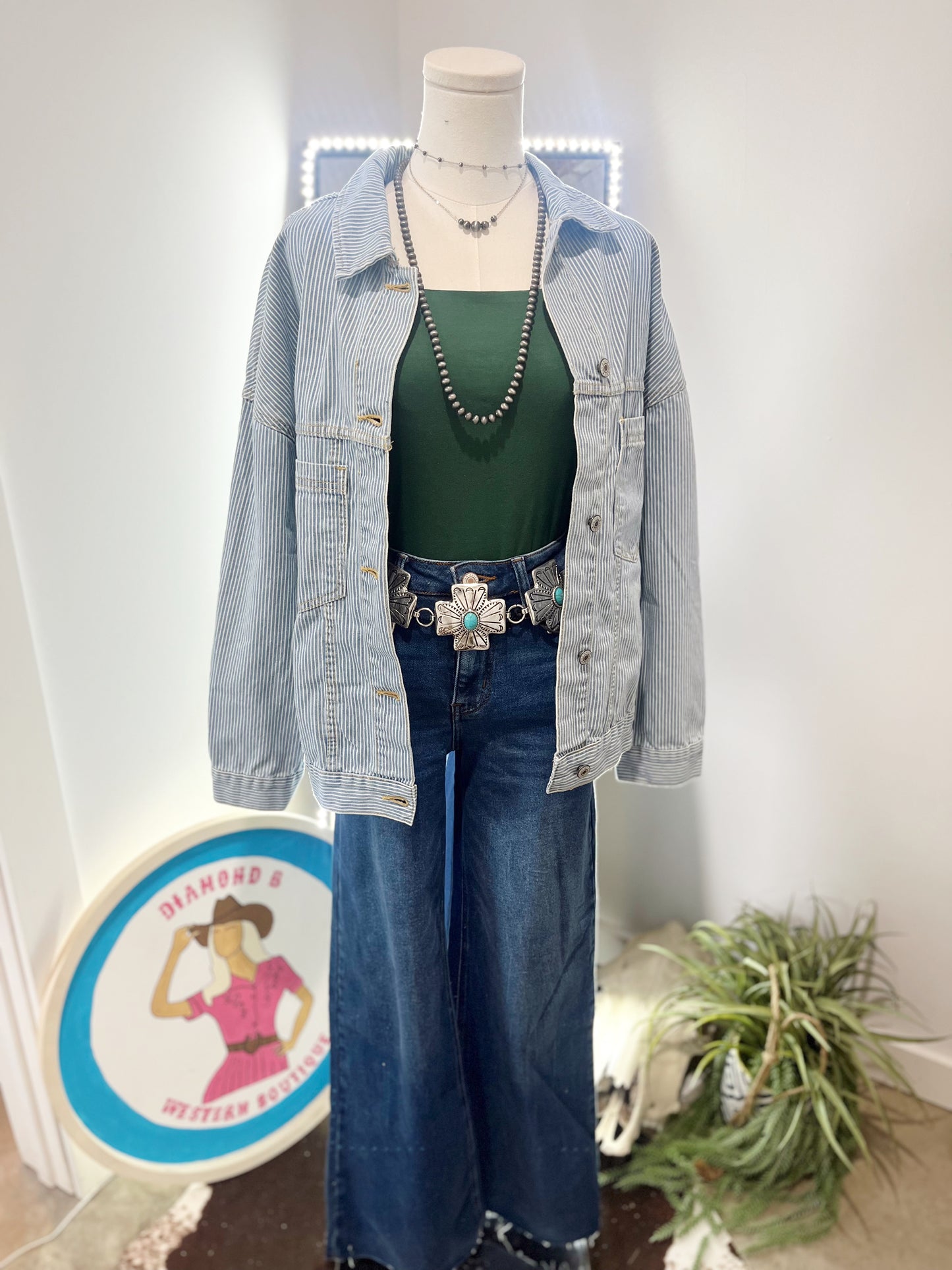 Raw Hem Wide Leg Jeans- Dark Wash