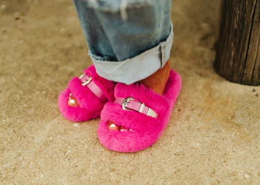 Home Buckles Sandles—Pop