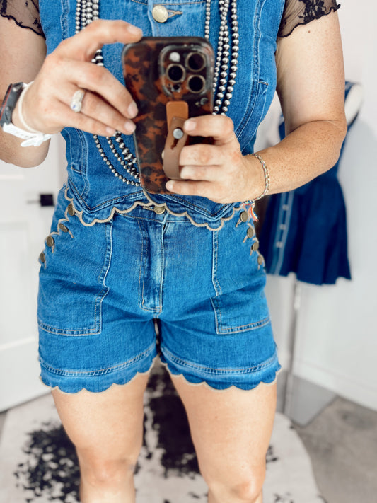 Scallop Button-Side Stretch Denim Shorts