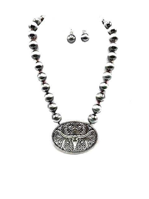 Western Longhorn Pearl Necklace