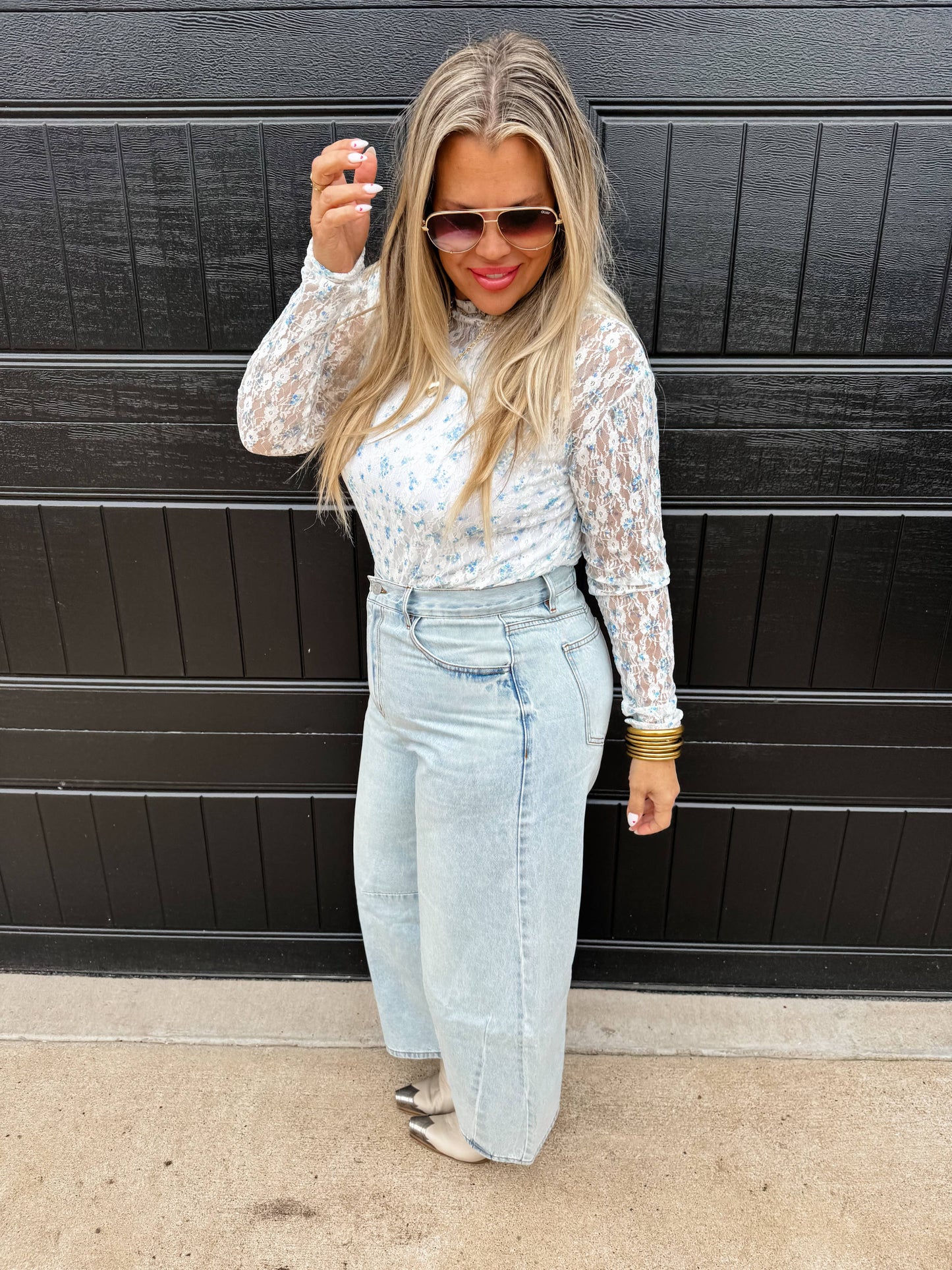High Waist Barrel Jeans: Light Wash