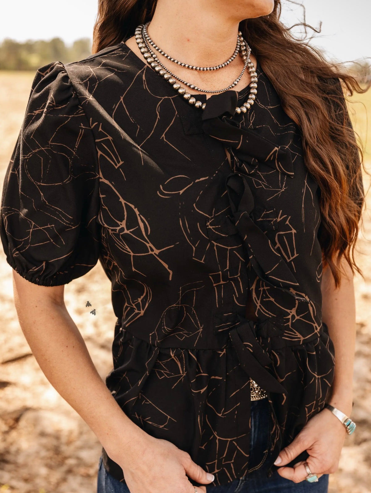 Ponee Scribbles Tie Puff Sleeve Blouse