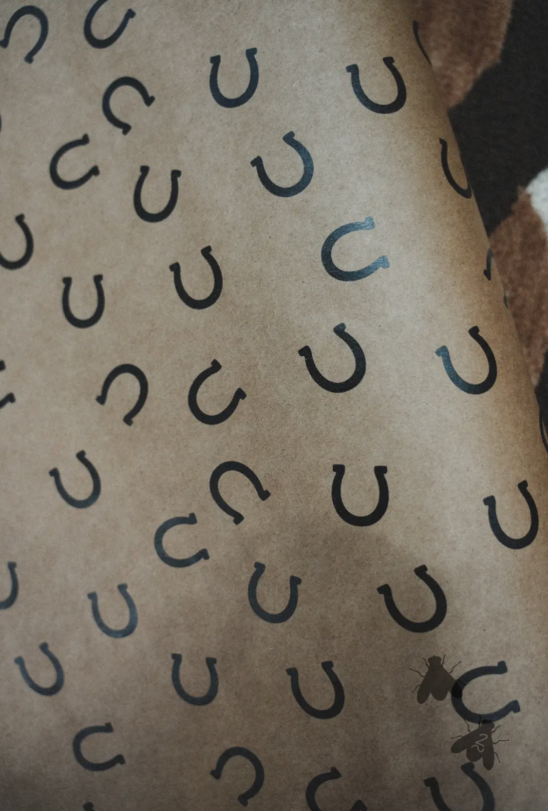 Wrap The Presents- Lucky