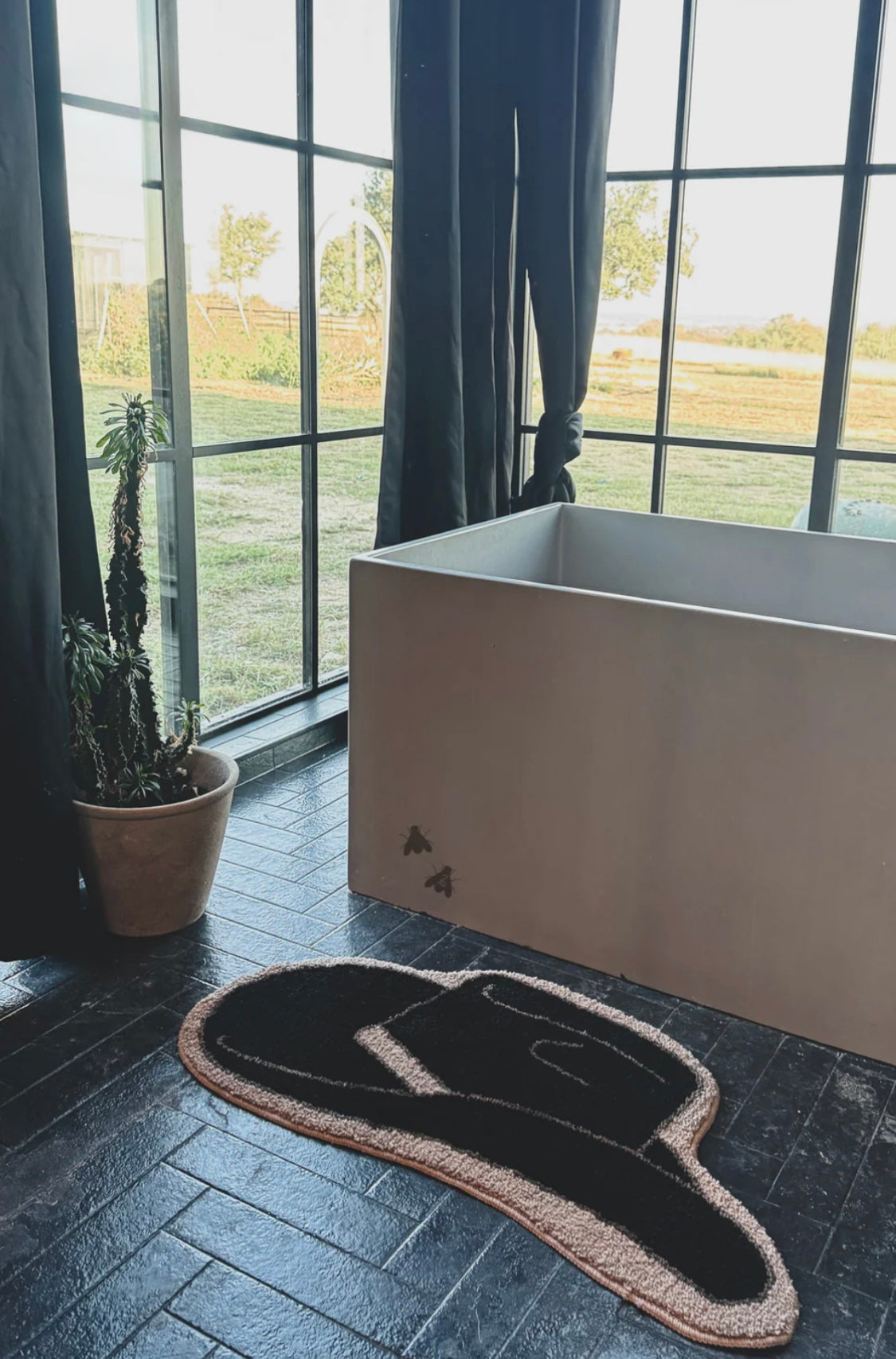 Moody Cowboy Rug—Midnight Black