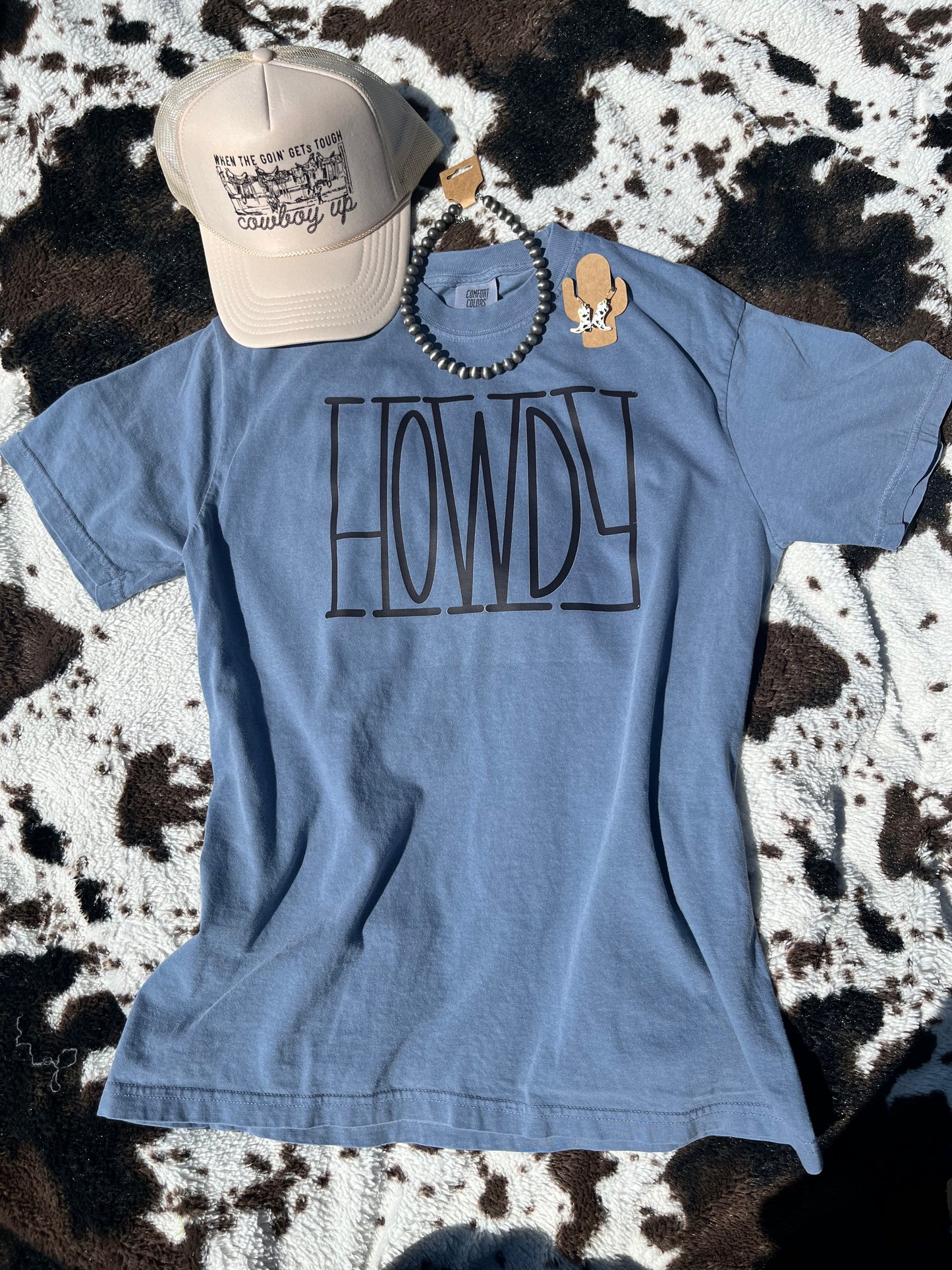 Plain Black HOWDY Tee Comfort Colors