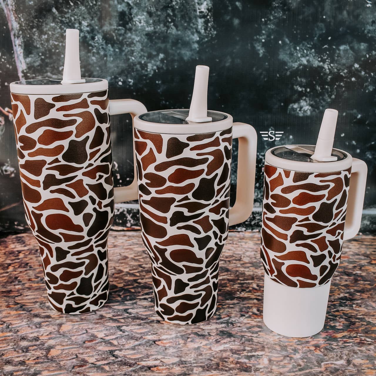 Duck Camo Flip Lid Tumbler: 40oz
