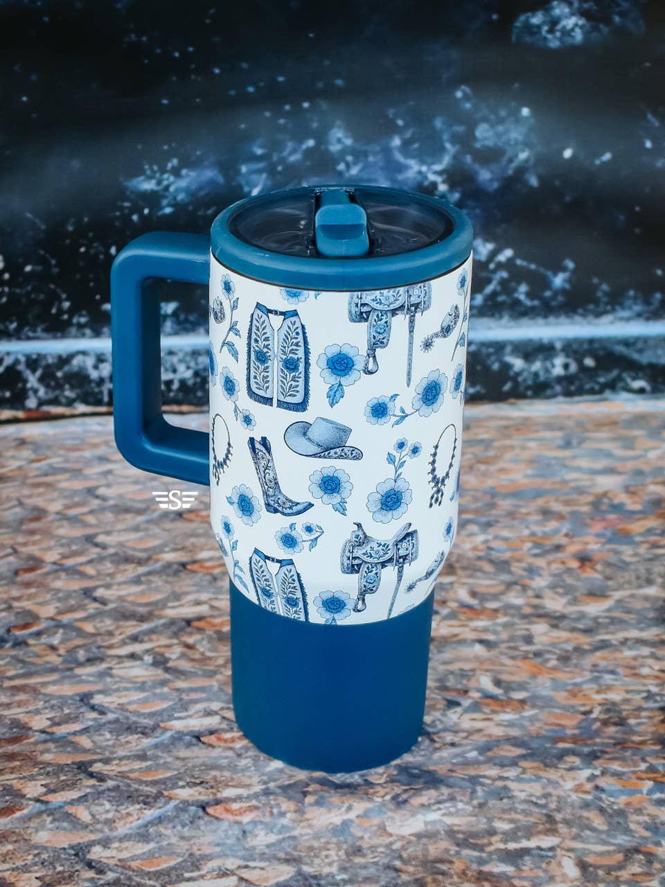 Western Chinoiserie Flip Top Tumbler: 32oz